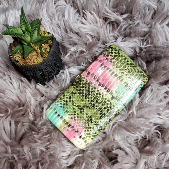 Multicolored faux snake embossed hardcover wallet - Picture 1 of 3